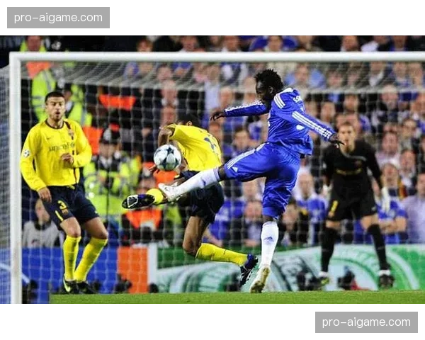 斯坦福桥瞬间：斯特林突破后丢球，切尔西在4秒内重新形成合围